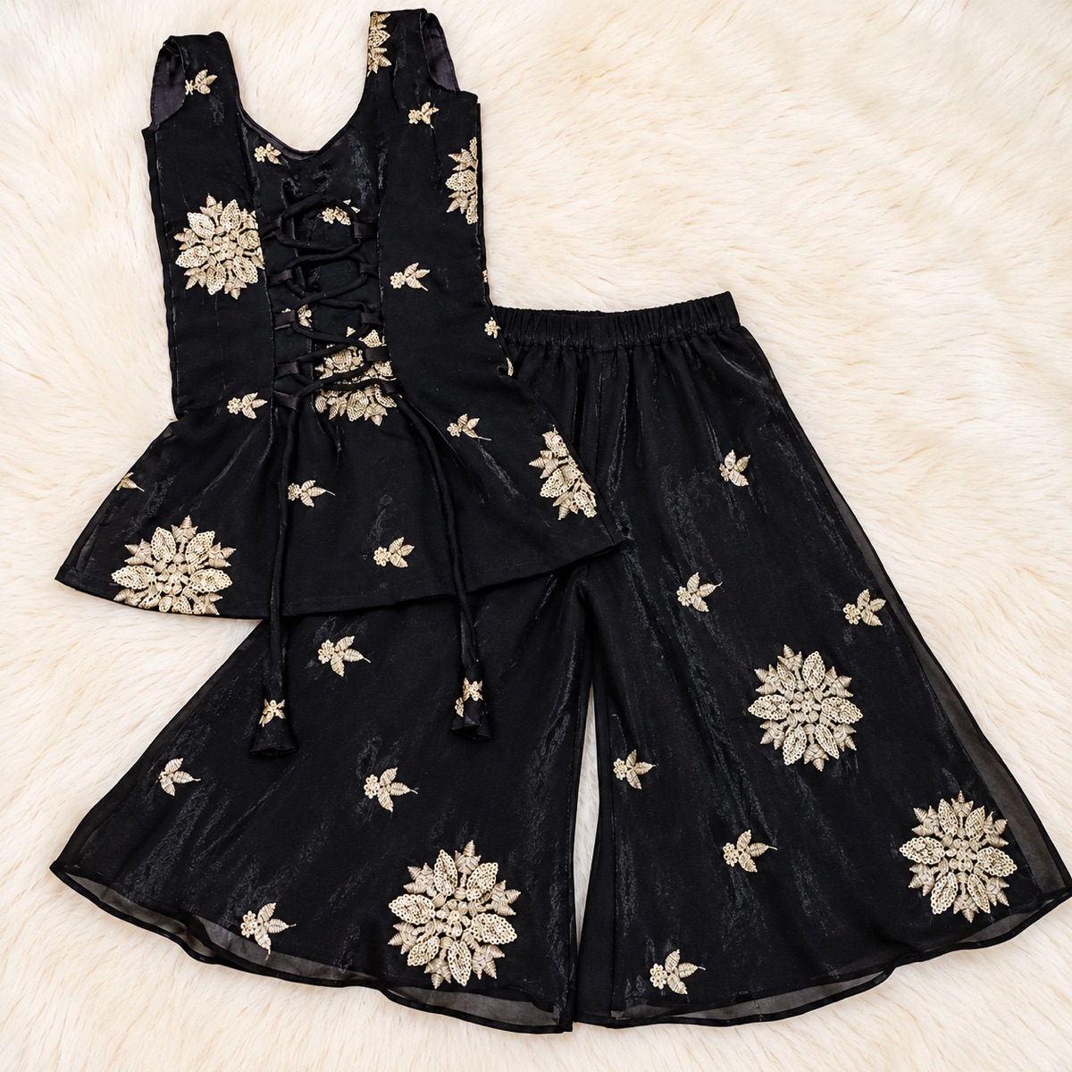 Embroidered kurti plazo set